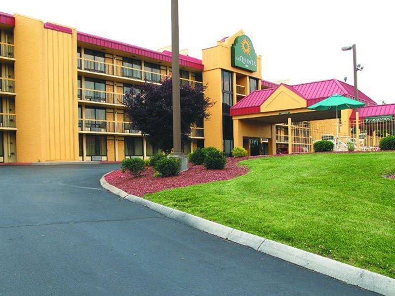 Extended Stay America Suites - Бристоль Экстерьер фото
