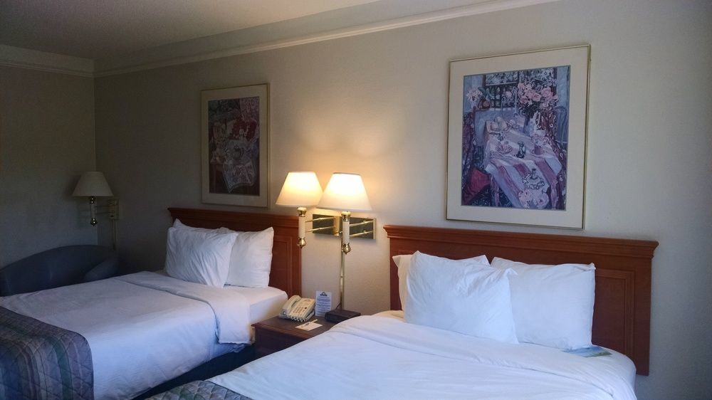 Extended Stay America Suites - Бристоль Экстерьер фото